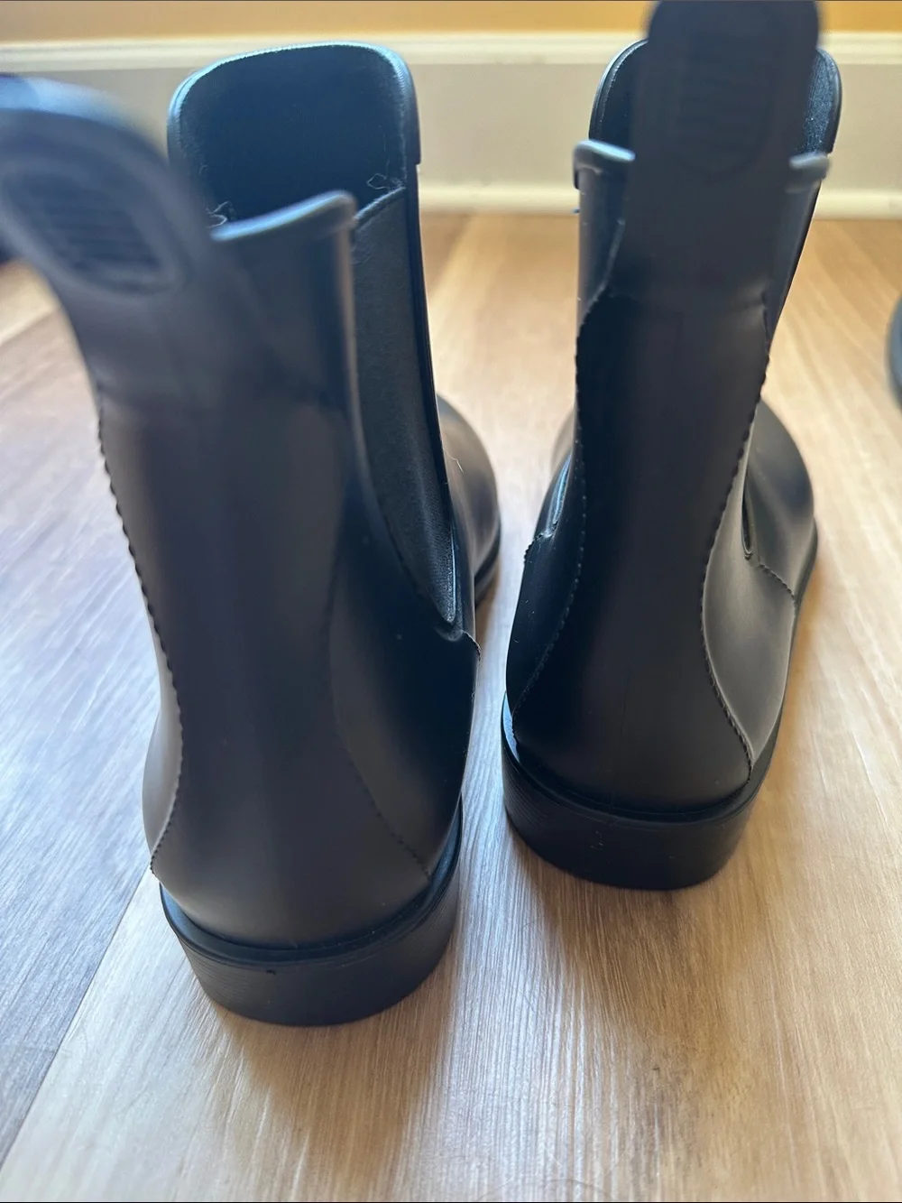 Unisex Black Waterproof Rain Boots Men’s 7, Women’s 5.5 New Without Tags